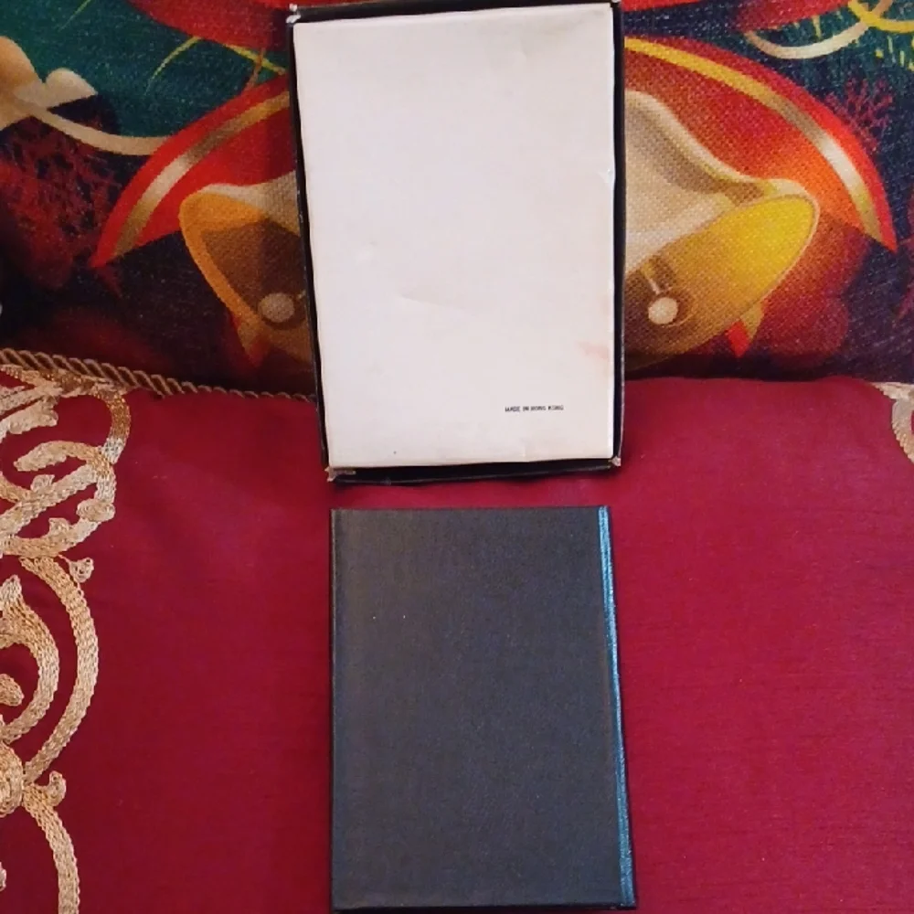 American Greetings Black Address Book - Picture 2 of 5